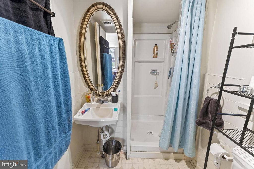 Image 71 of property listing at 28266 RIVERSIDE DR, Fruitland, MD 21826