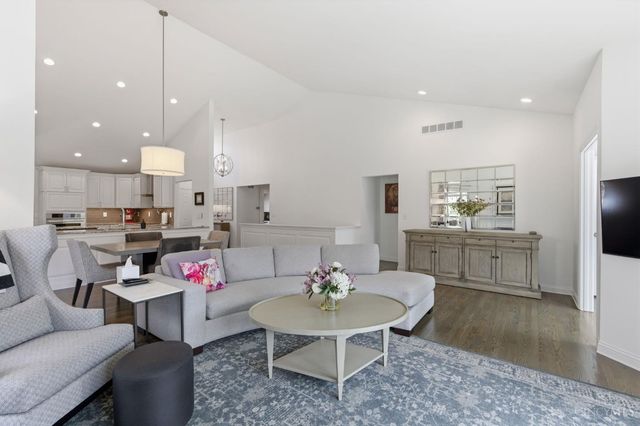 3184 Red Brick Court, Deerfield Twp., OH 45039