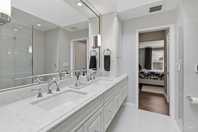 3184 Red Brick Court, Deerfield Twp., OH 45039