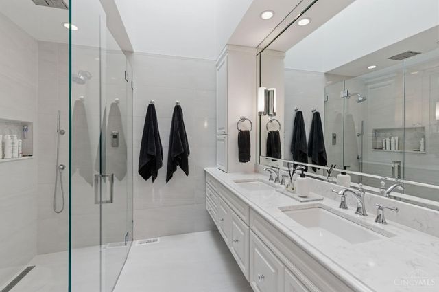 3184 Red Brick Court, Deerfield Twp., OH 45039