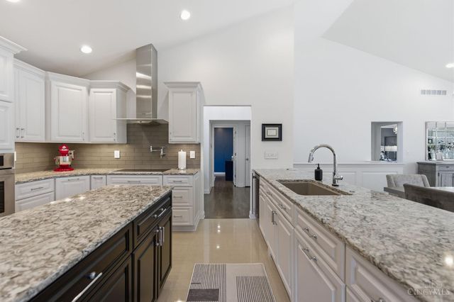 3184 Red Brick Court, Deerfield Twp., OH 45039