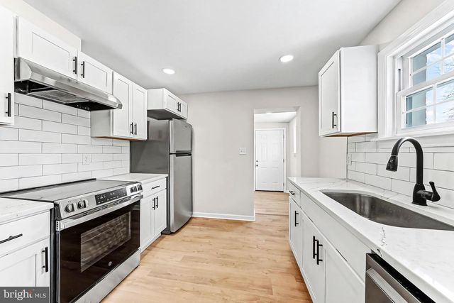 232 S 5TH ST, Oxford, PA 19363