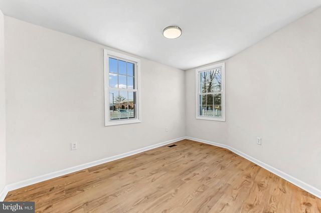 232 S 5TH ST, Oxford, PA 19363