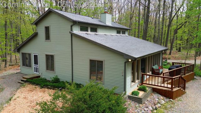 3910 Joy Road, Dryden Township, MI 48455