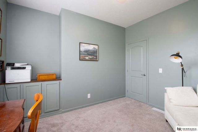 10348 White Pine Road, Lincoln, NE 68527
