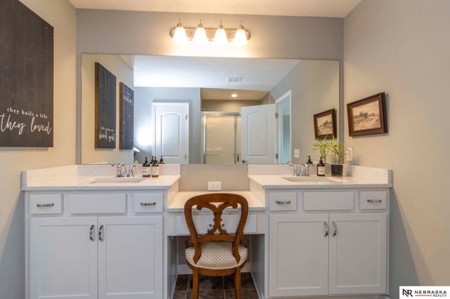 10348 White Pine Road, Lincoln, NE 68527