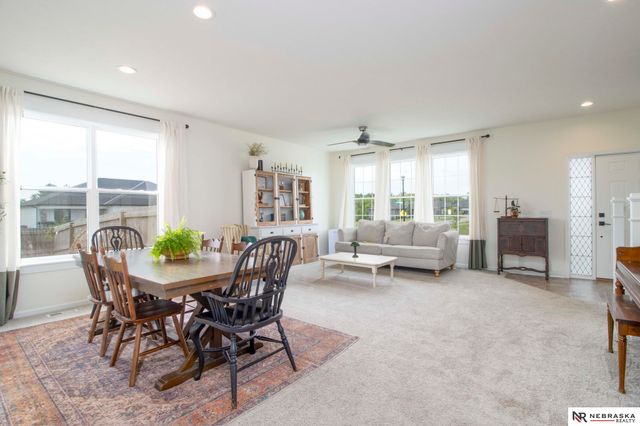 10348 White Pine Road, Lincoln, NE 68527