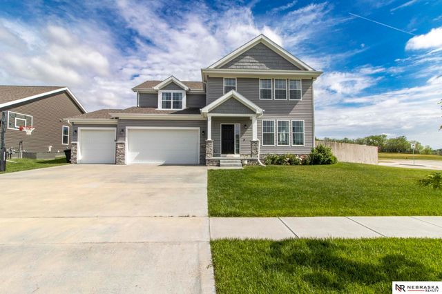 10348 White Pine Road, Lincoln, NE 68527