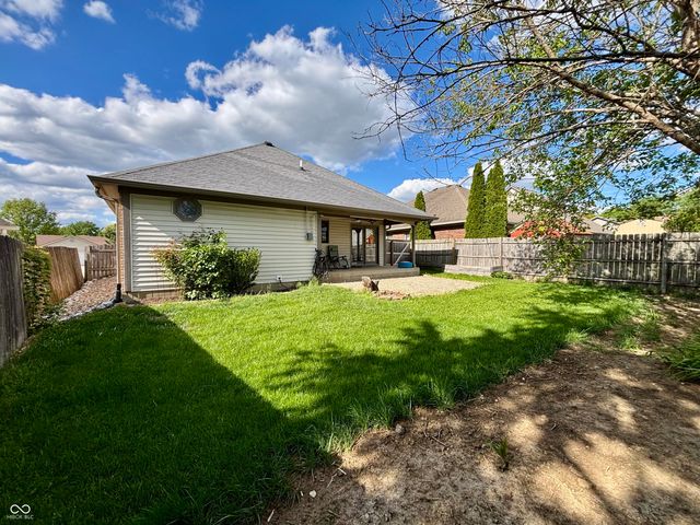 465 Polk Manor Drive, Greenwood, IN 46143