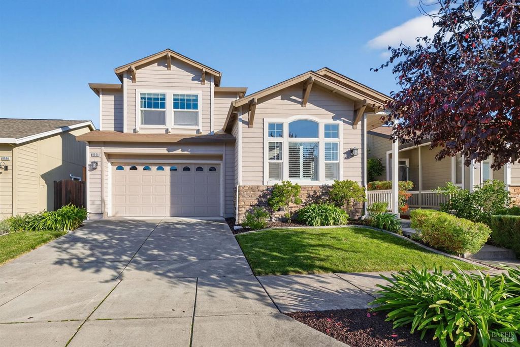 8050 Leno Dr, Windsor, CA 95492