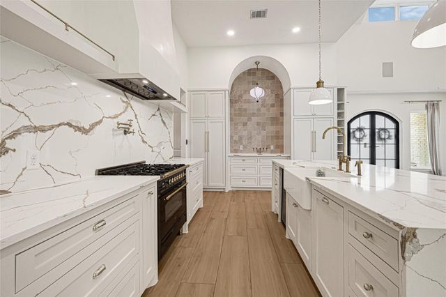 1413 Silver Moon Trail, Crosby, TX 77532
