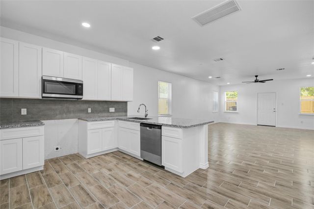 9932 Fillmore Street, Houston, TX 77029