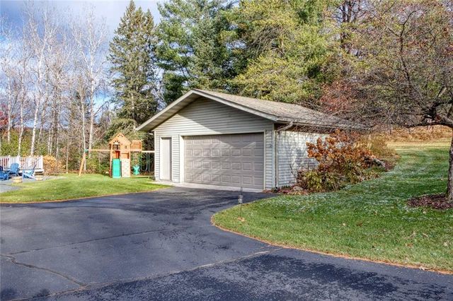 16542W Ridgerock Road, Hayward, WI 54843