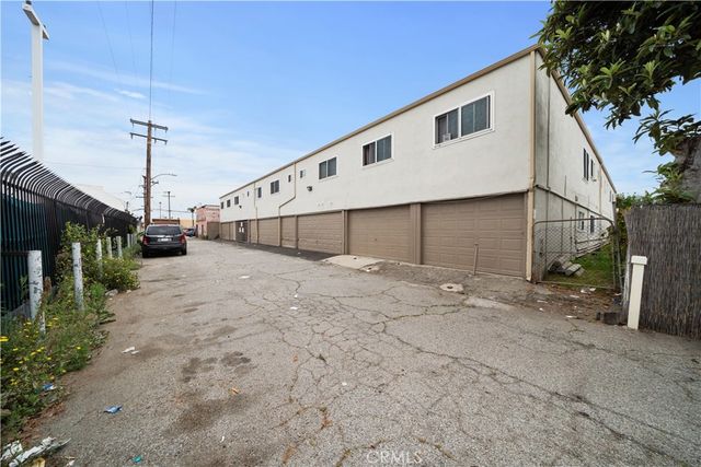 10720 Burin Avenue, Inglewood, CA 90304