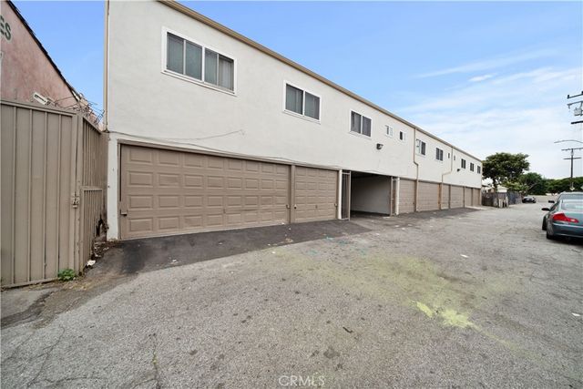 10720 Burin Avenue, Inglewood, CA 90304