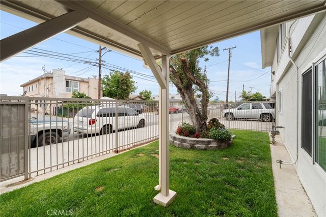 10720 Burin Avenue, Inglewood, CA 90304