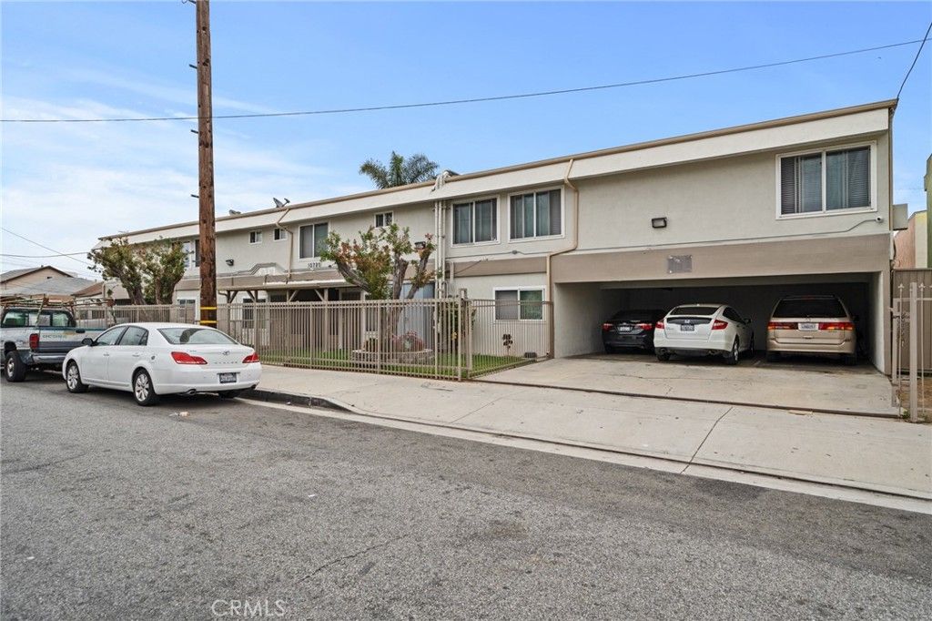 10720 Burin Avenue, Inglewood, CA 90304