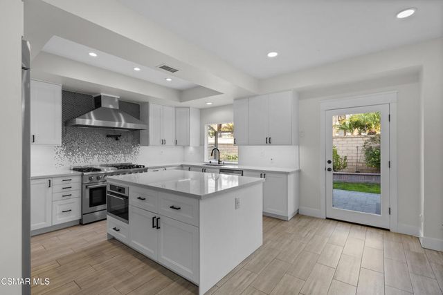 1721 Blossom Court, Thousand Oaks, CA 91320