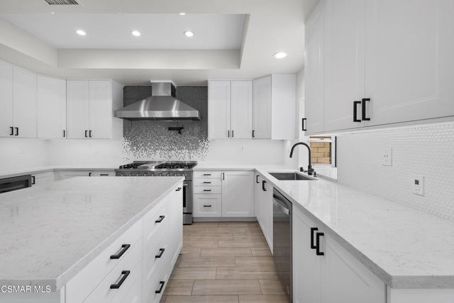 1721 Blossom Court, Thousand Oaks, CA 91320