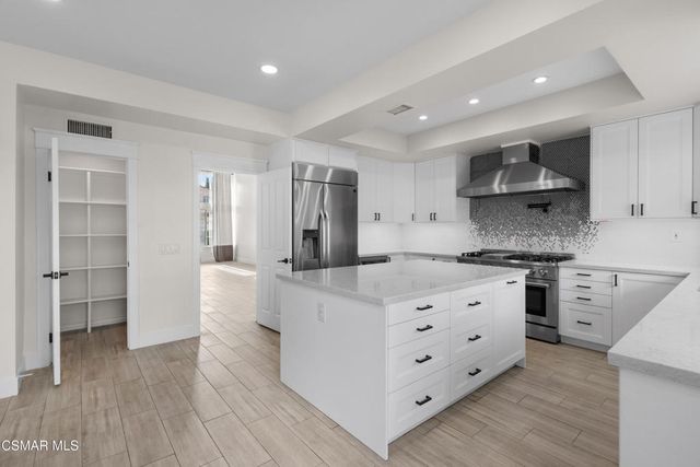 1721 Blossom Court, Thousand Oaks, CA 91320