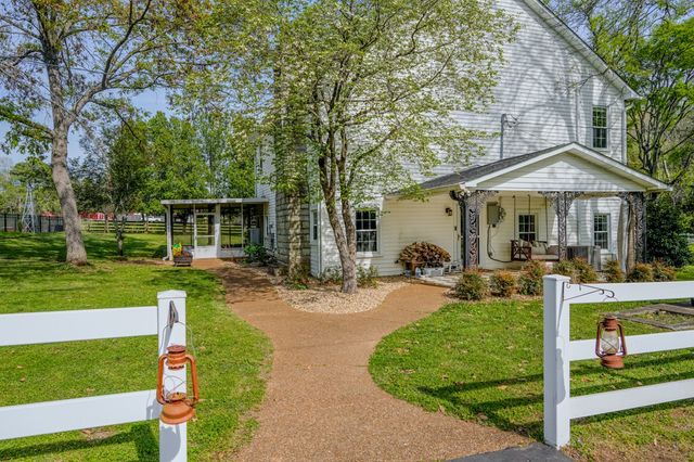 1199 Willis Branch Rd, Goodlettsville, TN 37072