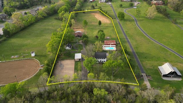 1199 Willis Branch Rd, Goodlettsville, TN 37072