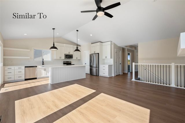 580 NW Georgetown Drive, Waukee, IA 50263