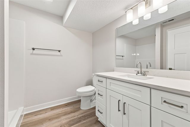 580 NW Georgetown Drive, Waukee, IA 50263