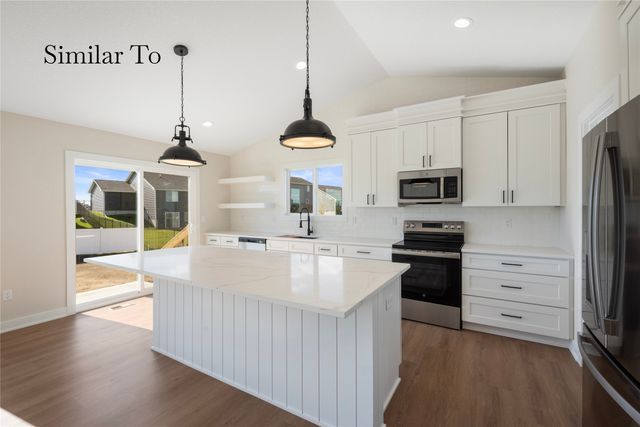 580 NW Georgetown Drive, Waukee, IA 50263