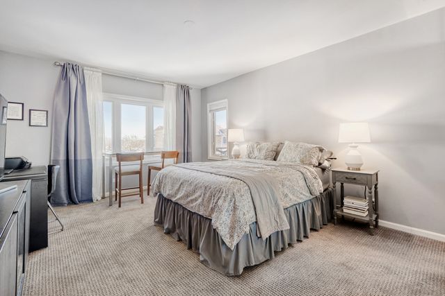 720 Creekside Drive 503, Mount Prospect, IL 60056