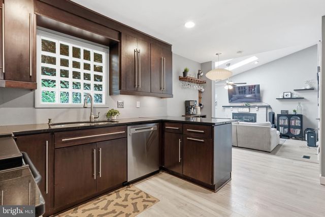 278 LOWER MAGOTHY BEACH RD, Severna Park, MD 21146