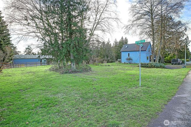 127 W Admirality Way, Camano Island, WA 98282