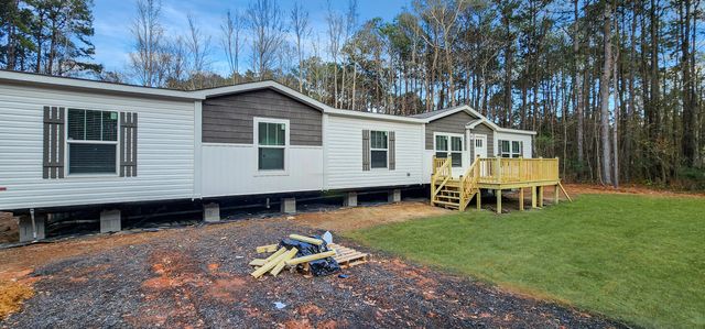 8590 Paxville Highway, Manning, SC 29102