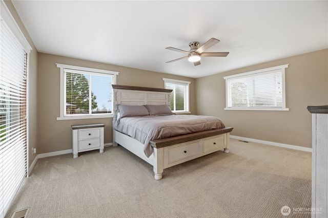 27420 SE 392nd Street, Enumclaw, WA 98022