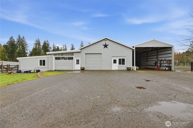 27420 SE 392nd Street, Enumclaw, WA 98022