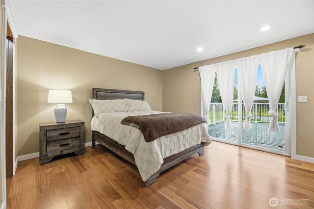 27420 SE 392nd Street, Enumclaw, WA 98022