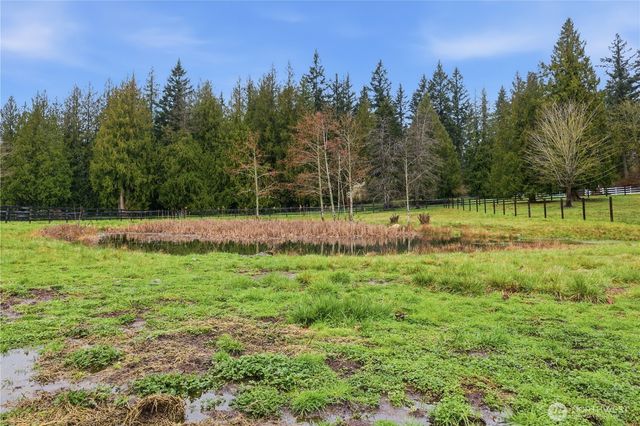 27420 SE 392nd Street, Enumclaw, WA 98022