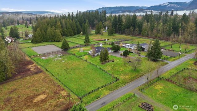 27420 SE 392nd Street, Enumclaw, WA 98022