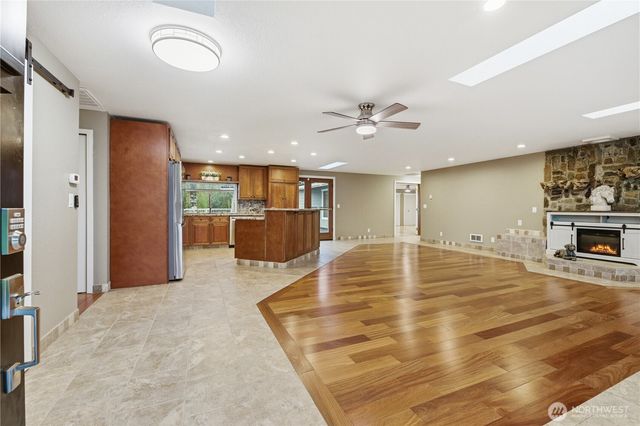 27420 SE 392nd Street, Enumclaw, WA 98022