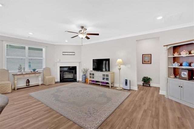 427 BLUFFS VIEW Lane, Canton, GA 30114