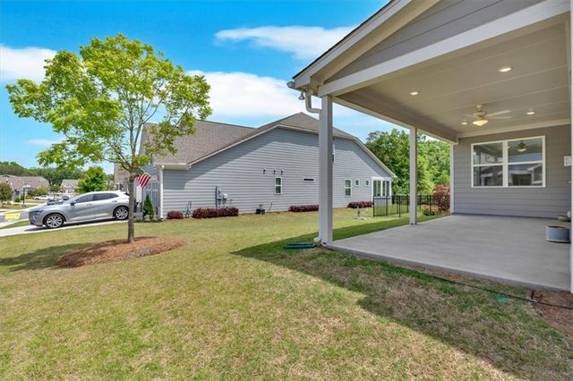 427 BLUFFS VIEW Lane, Canton, GA 30114