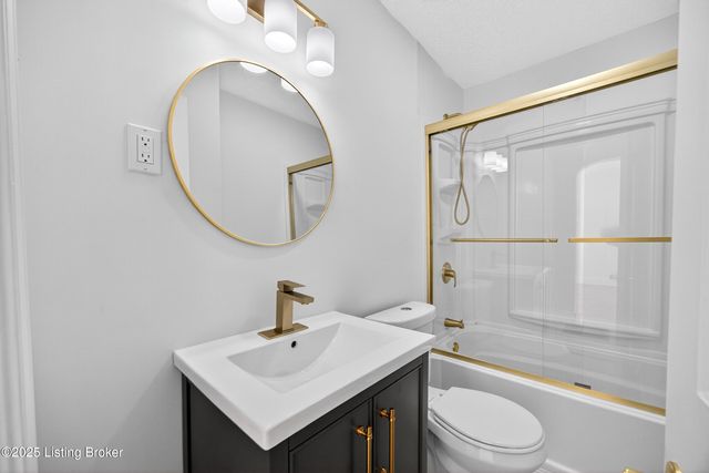 4915 Greenwood Rd, Louisville, KY 40258