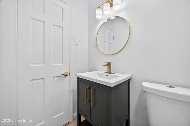 4915 Greenwood Rd, Louisville, KY 40258