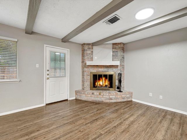 2312 Meade Court, League City, TX 77573