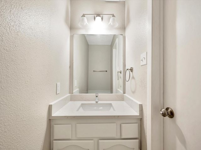 2312 Meade Court, League City, TX 77573