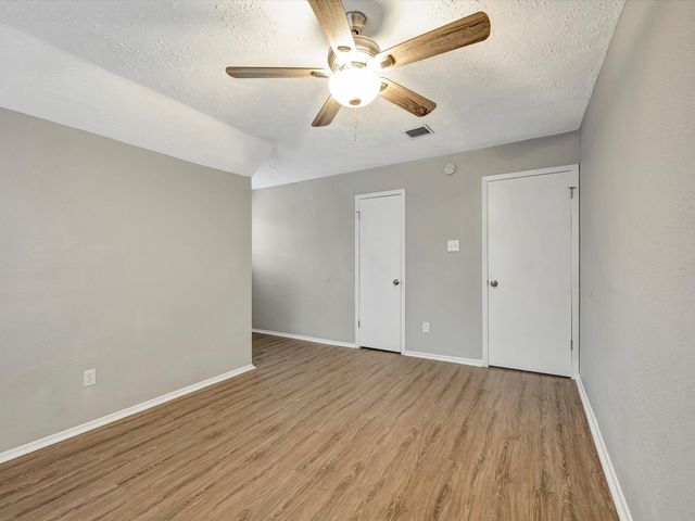2312 Meade Court, League City, TX 77573