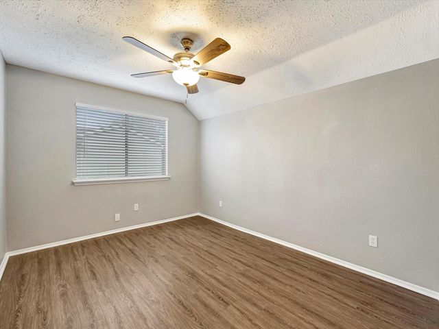 2312 Meade Court, League City, TX 77573