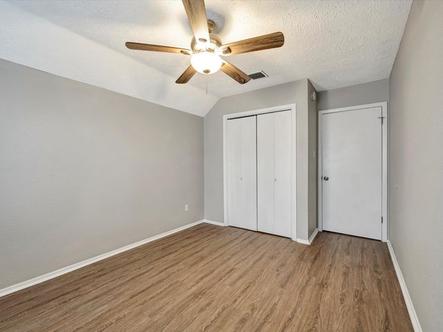 2312 Meade Court, League City, TX 77573