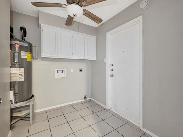 2312 Meade Court, League City, TX 77573