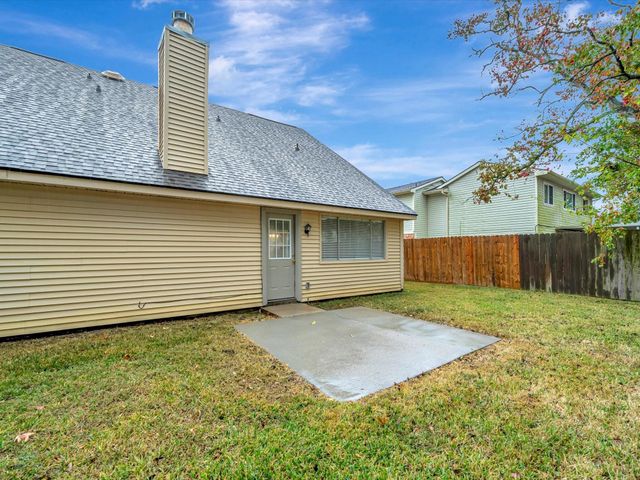 2312 Meade Court, League City, TX 77573